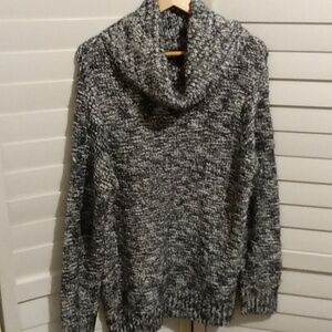 Long Cawelneck Sweater